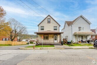 Building Photo - 401 W 9th Ave
