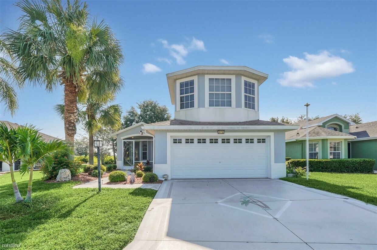 Foto principal - 4 br, 2 bath House - 20732 Prince Ranier P...