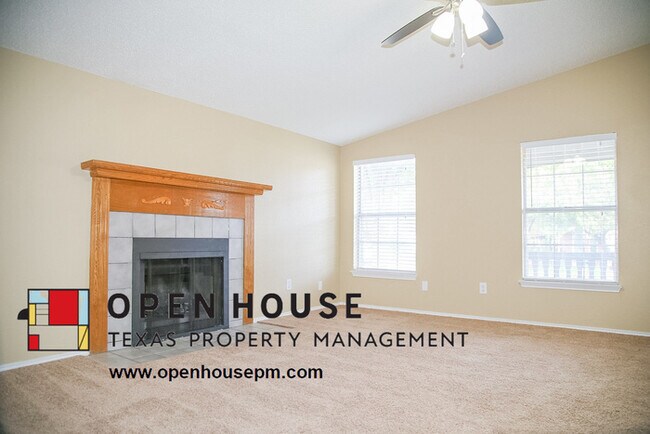 Building Photo - 725 Cornfield Dr Arlington