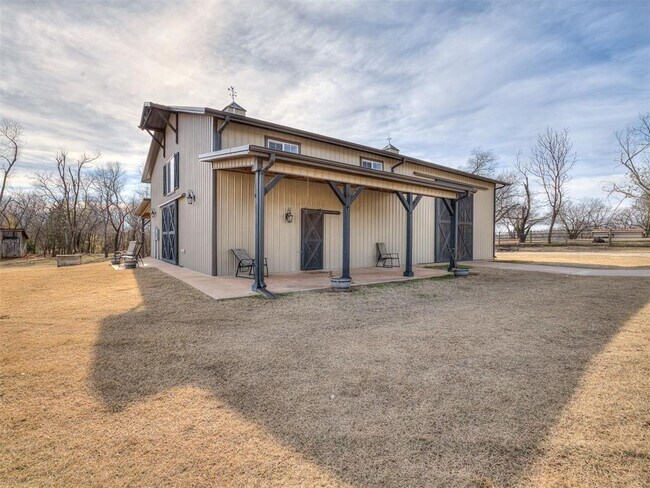 Building Photo - 18186 State Hwy 74B