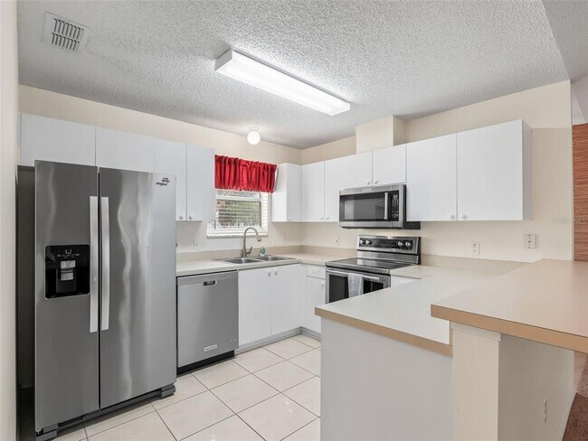 Building Photo - 722 Camino Del Rey Dr
