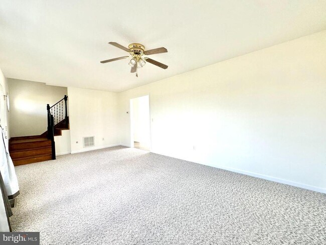 Building Photo - 1081 Halltown Rd