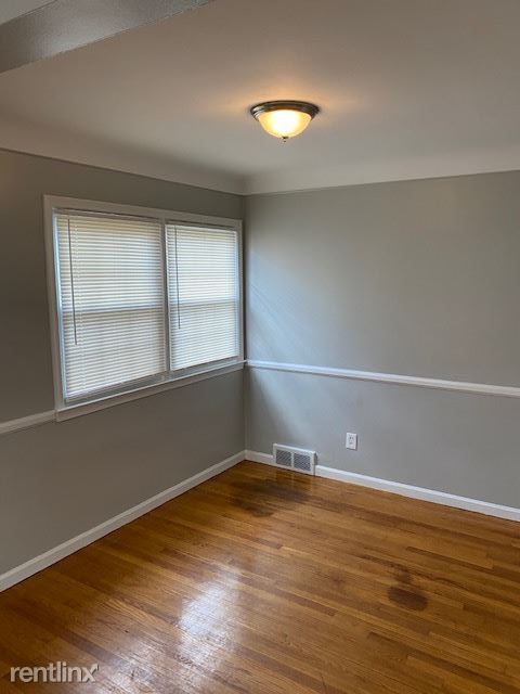 Foto del edificio - 3 br, 1 bath House - 19967 Country Club Dr