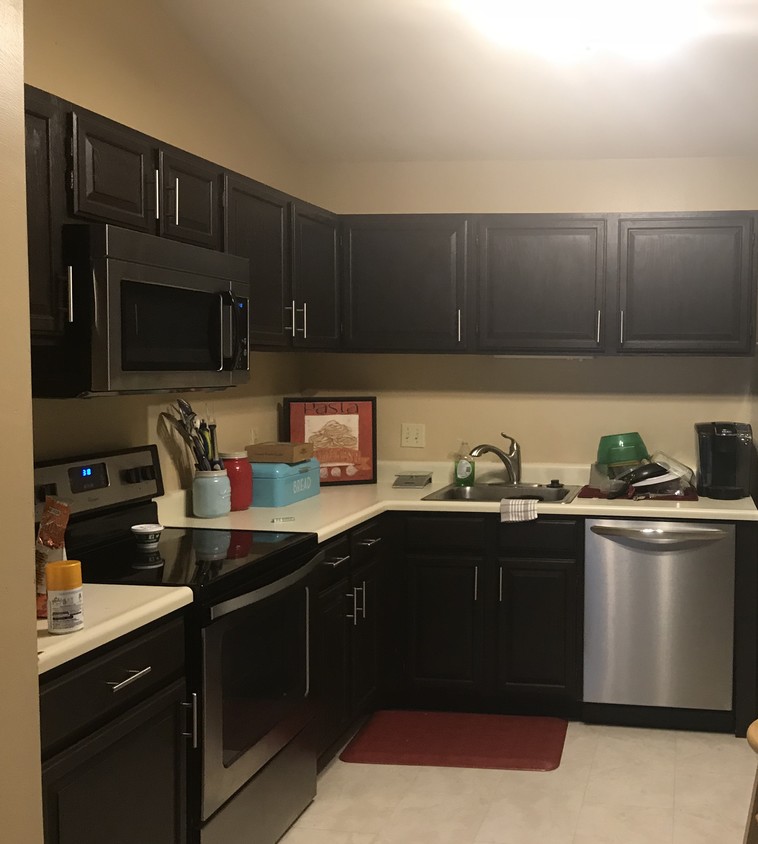 Open floorplan with updated Kitchen - 1946 Marine Terrace Dr