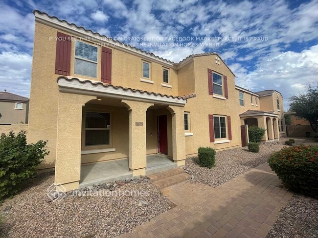 Building Photo - 2241 S Buckaroo Trail