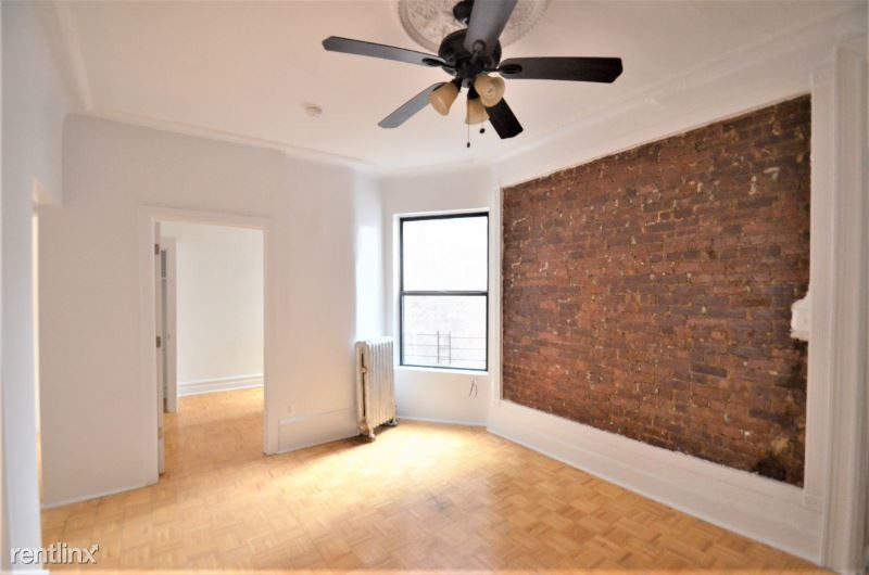 Primary Photo - 220 W 148th St