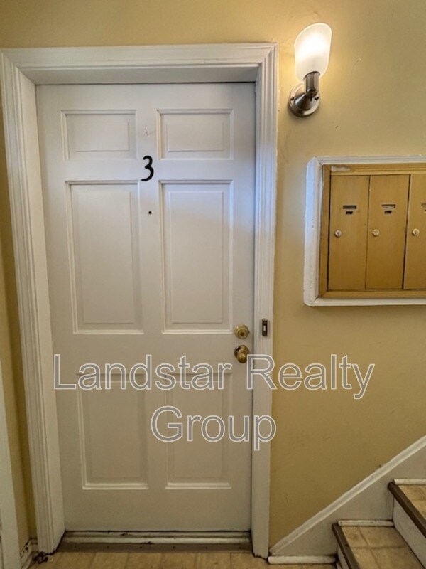 Foto del edificio - 3221 Kemmons Dr