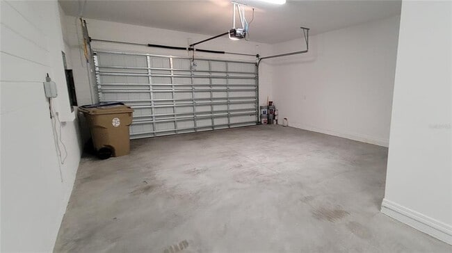 Building Photo - 2127 Brillante Dr