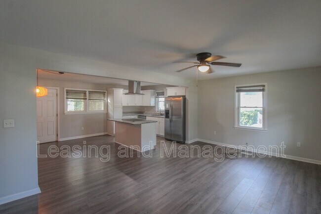 Foto del edificio - 1087 Bexley St