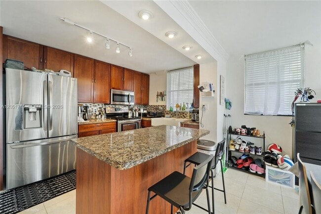 Photo - 1801 S Treasure Drive 421, North Bay Village, FL 33141 House