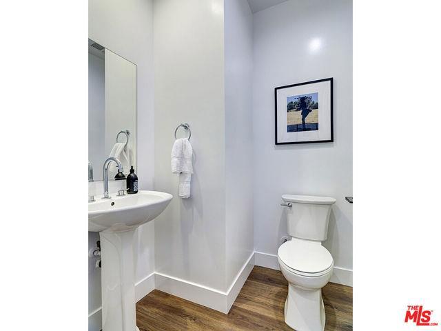 Foto del edificio - 5600 W 78th St