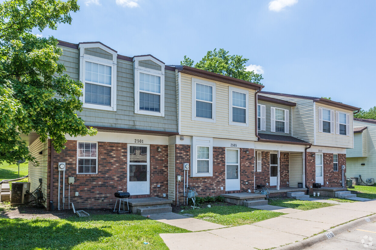 Primary Photo - Walden Ridge Townhomes