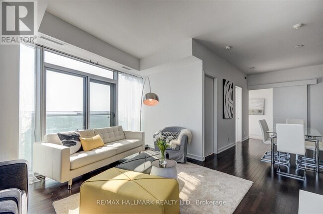 Photo du bâtiment - 12 York St