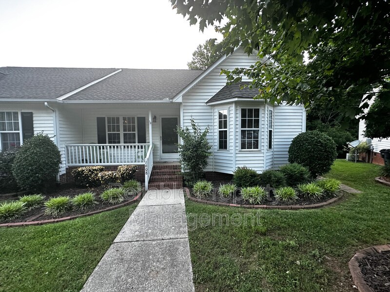Primary Photo - 1608 W Cotton Gin Drive