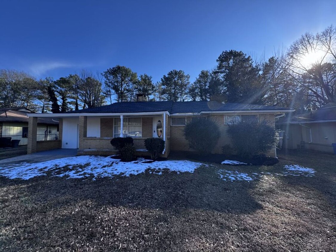 Primary Photo - 3bd/2ba BRAND NEW RENOVATION in Decatur!! ...