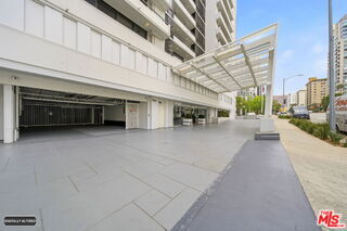 Foto del edificio - 10660 Wilshire Blvd
