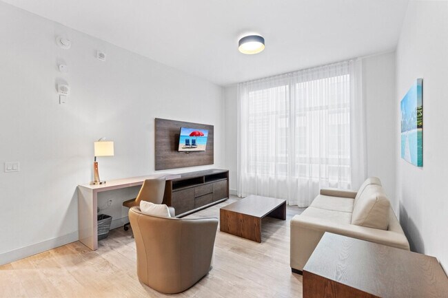 Foto del edificio - 777 N Ocean Dr