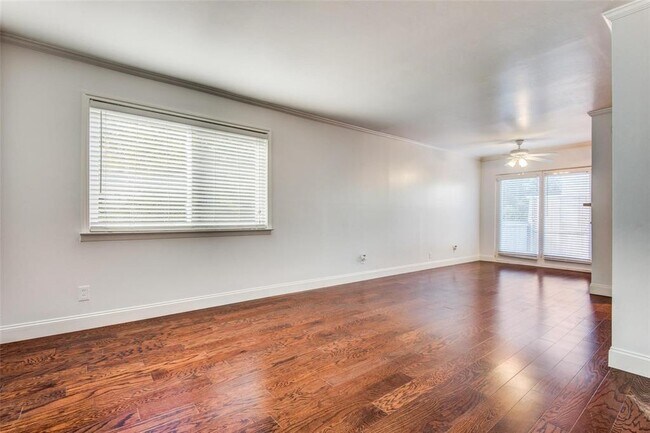 Building Photo - 4011 Cole Ave
