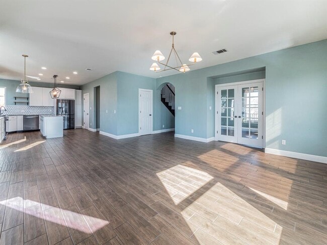 Building Photo - 141 Llano Ct