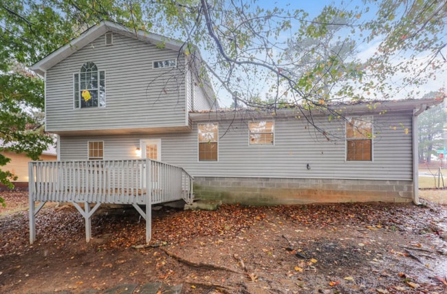 Building Photo - 6614 Rebecca Lou Ln