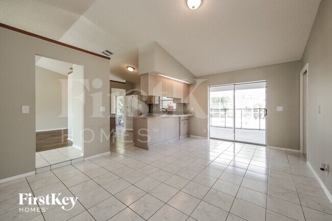 Foto del edificio - 1358 Abalom St