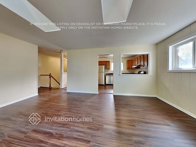 Foto del edificio - 189 N Pinecrest Rd