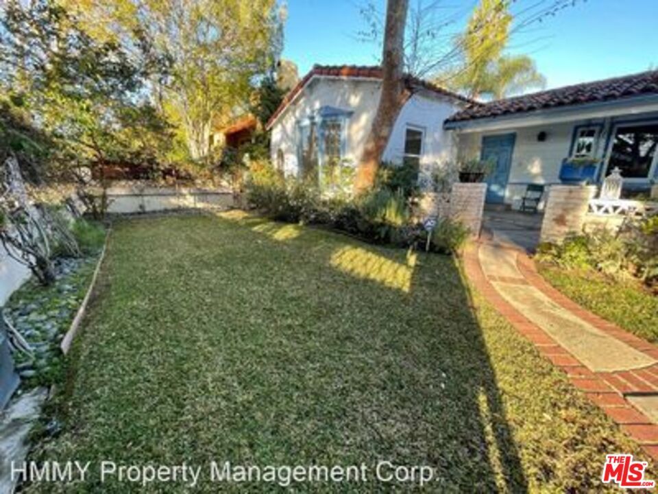 Foto principal - 128 N Crescent Heights Blvd