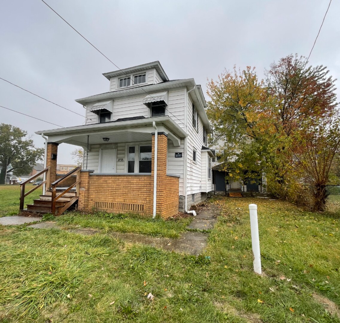 1733-1737 Long Ave Lorain, OH 44052 – photo 1