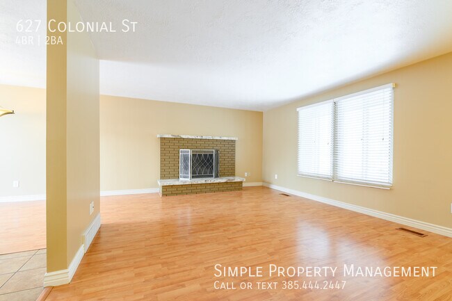 Foto del edificio - 627 Colonial Ave