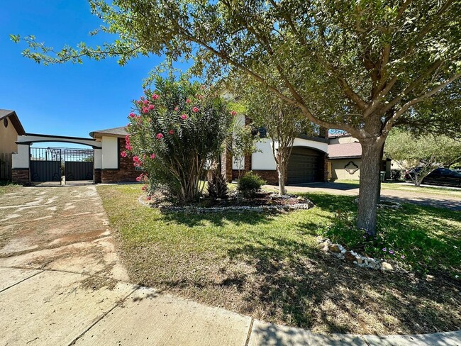 Building Photo - 617 Cowbird Cove Court