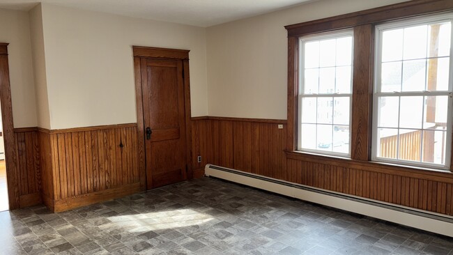 Building Photo - Newly Remodeled 3 Bedroom w/ double parlor