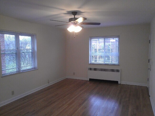 Building Photo - 229 Loraine Ave