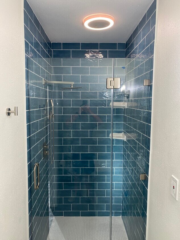 Primary Photo - 5325 Avenue R 1/2