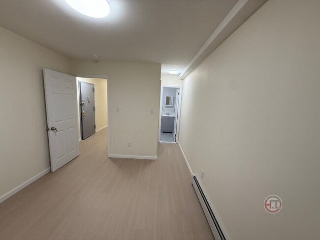 Foto del edificio - 1985 Southern Blvd