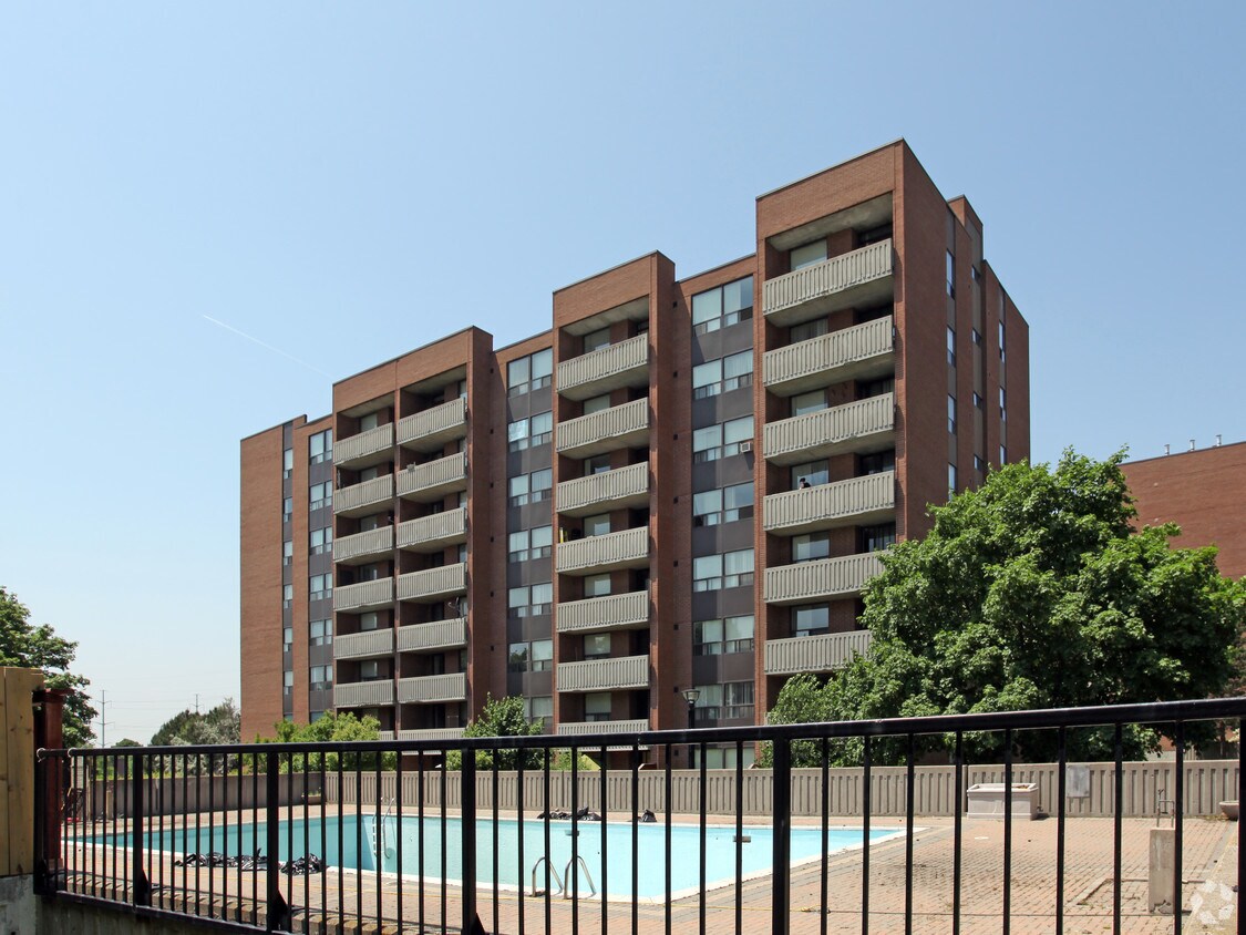 Goldengate Apartments Apartments 1790 Eglinton Ave E Toronto, ON