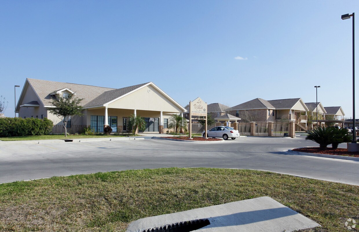 La Villa De Alton Apartments Apartments in Alton, TX