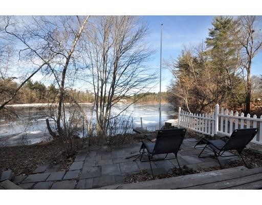 Primary Photo - 2 Lake Warren Dr
