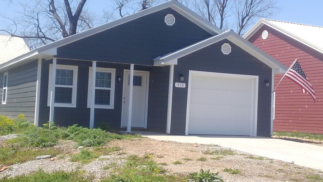 Foto principal - 513 Cherry St