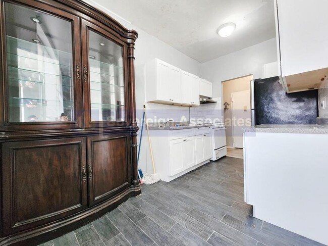 Building Photo - 2 bedroom in Bronx NY 10471
