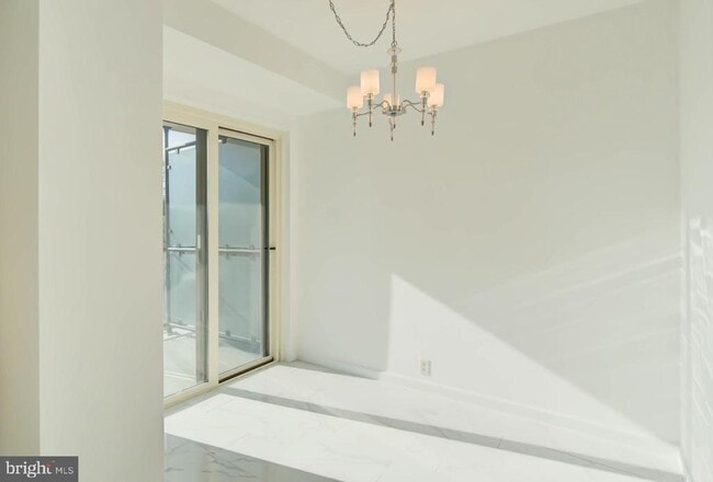 Building Photo - 4201 Cathedral Ave NW