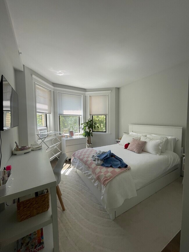 Foto del edificio - 65 Park Dr