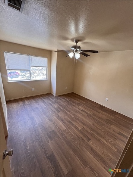 Foto del edificio - 828 Sagewood Trail