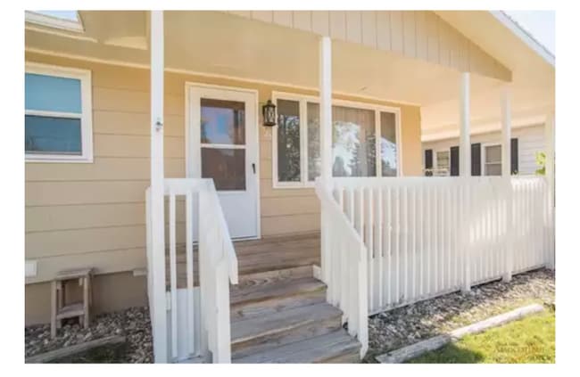 Building Photo - 1020 N 7th St