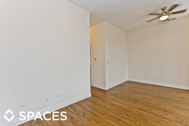 Foto del edificio - 1656 W Erie St