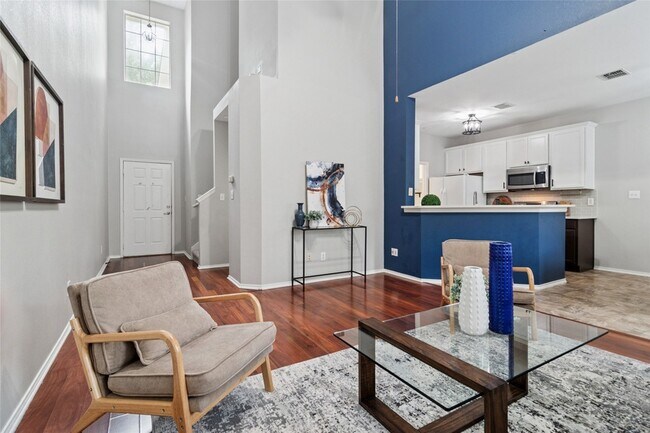 Foto del edificio - 8601 Forest Highlands Dr