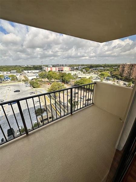 Foto del edificio - 1470 NE 123rd St