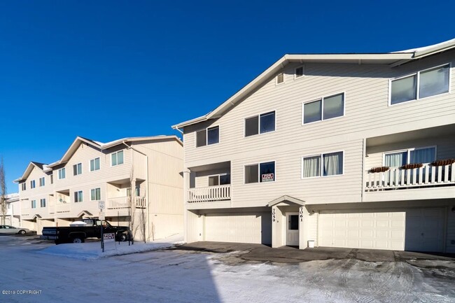 End unit! - 7059 Fairweather Park Loop