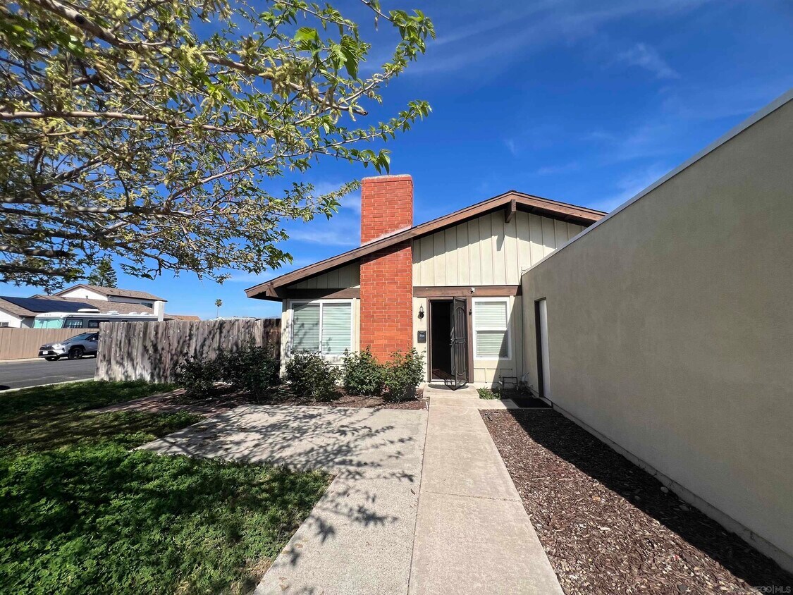 Primary Photo - 11439 Vela Dr