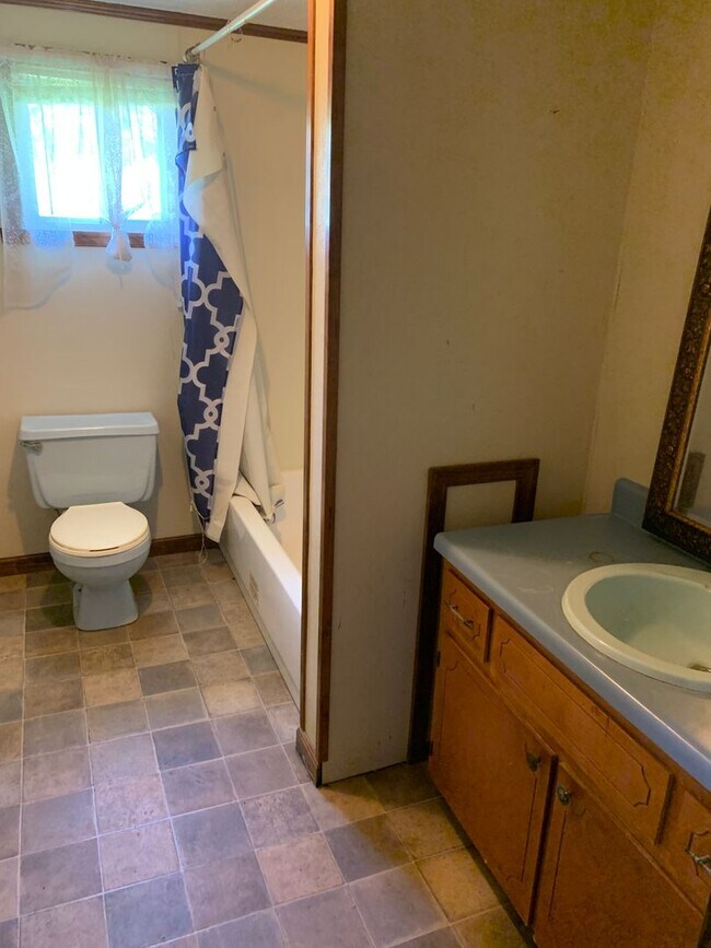 Foto del edificio - Small Two Bedroom in Blackstone