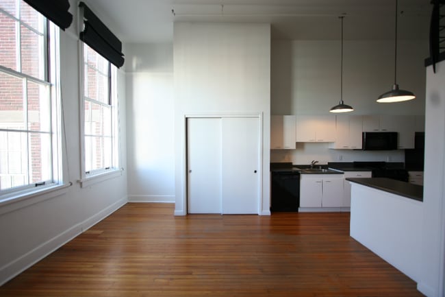 Foto del edificio - 301 Central Ave NE Ave